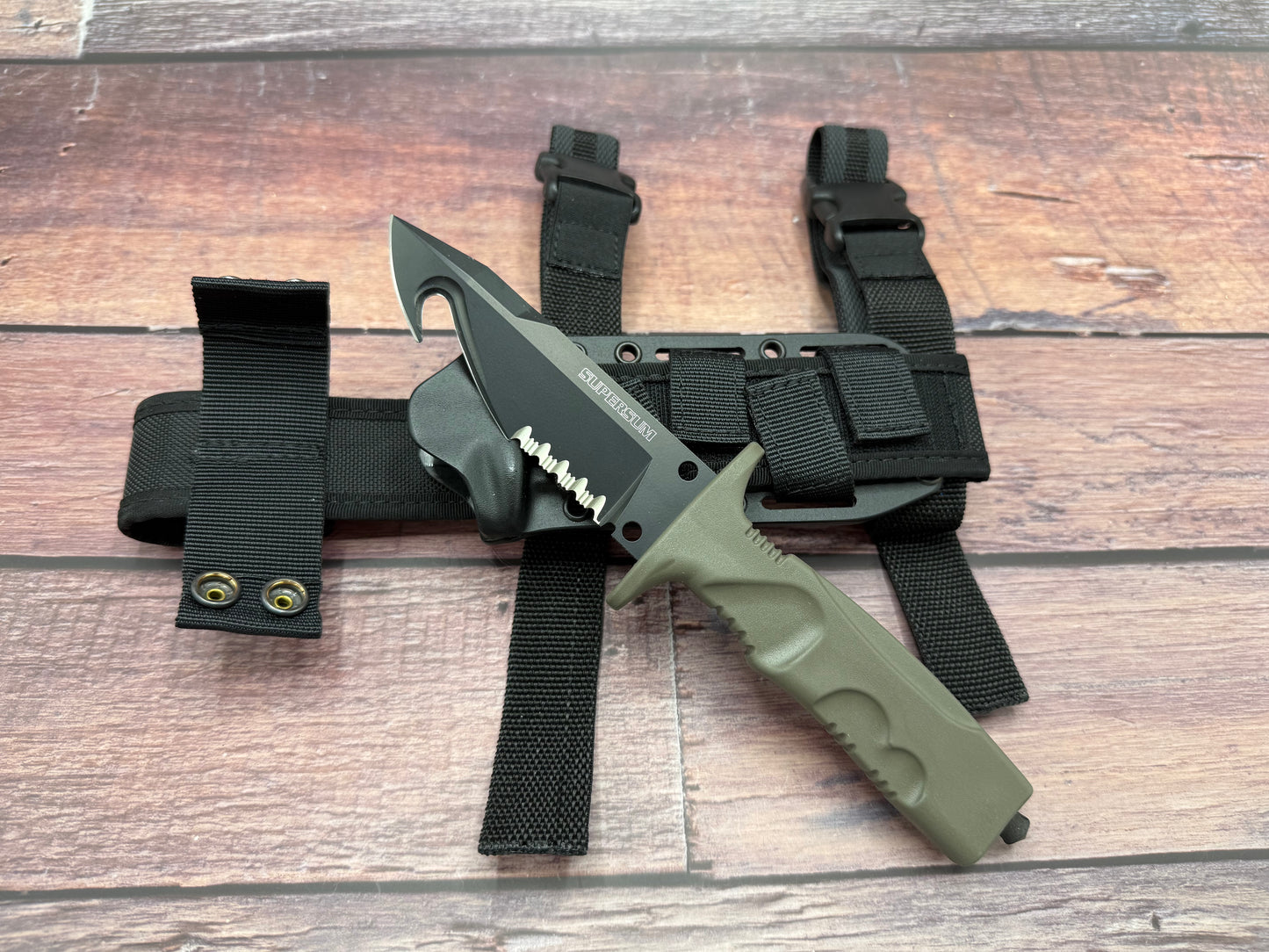 Supersum Rescue Knife